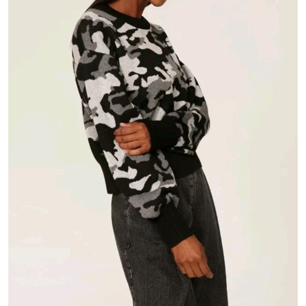 Marissa Webb x RTR Black Camo COZY SLEEK Designer Sweater MSRP $220 SIZE 8 #182C
